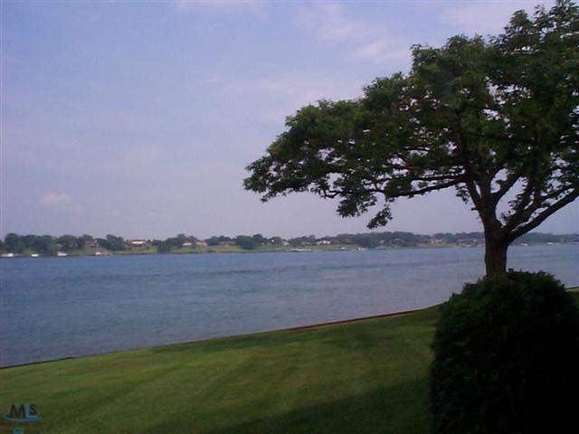 1715 North River Road, Unit 24 St. Clair, MI 48079 - Photo 25 of 30 31139548-24.JPG