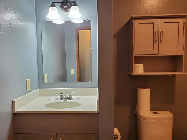 $2,100 | 2418 Adler, Middleton, WI 53562