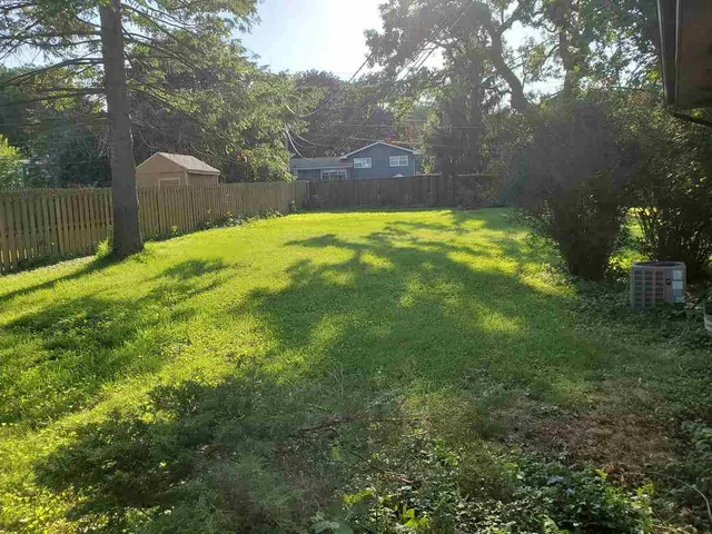 $2,100 | 2418 Adler, Middleton, WI 53562