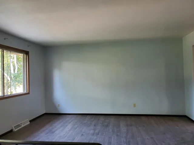 $2,100 | 2418 Adler, Middleton, WI 53562