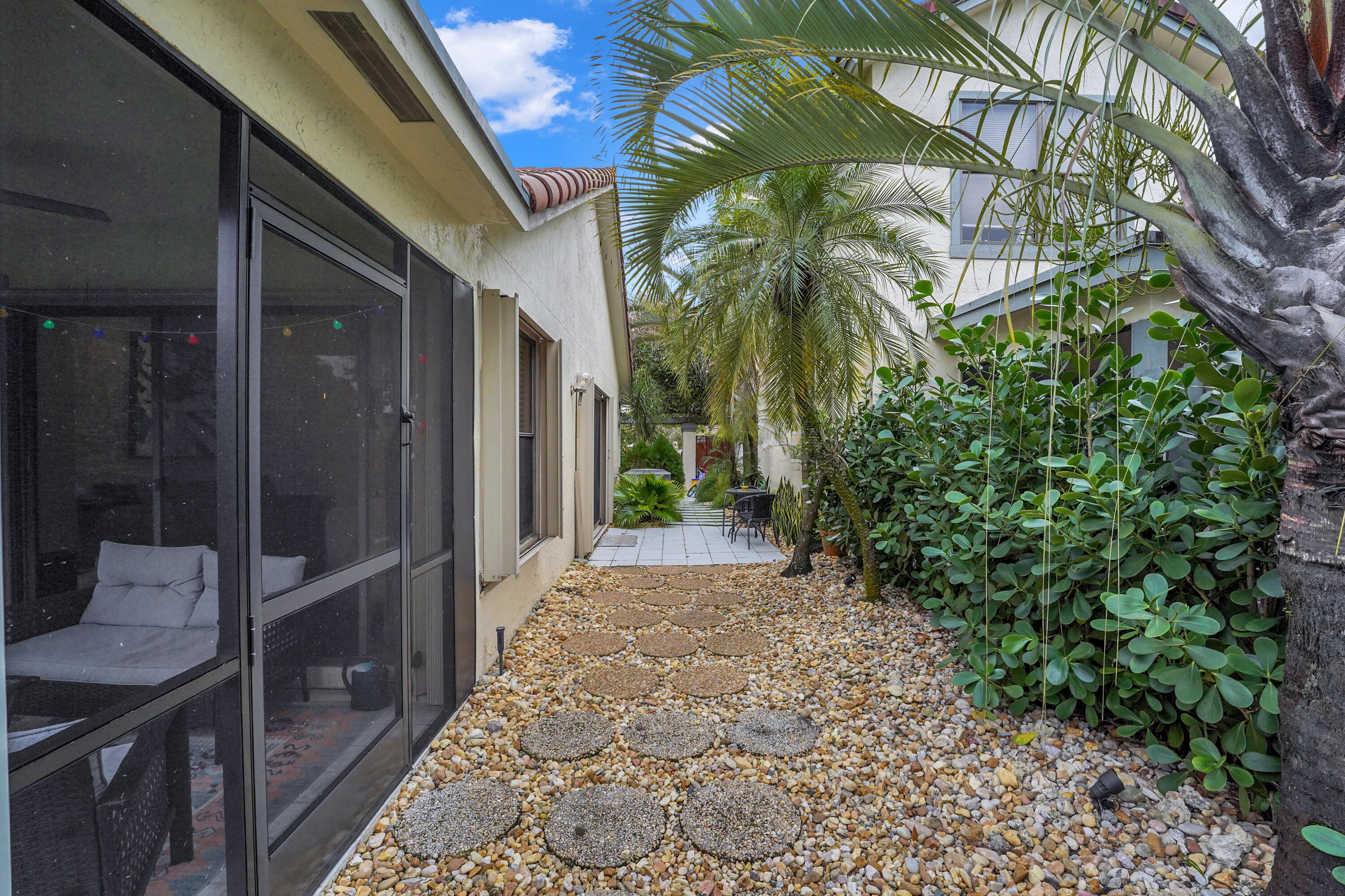 5521 Croydon Court Boca Raton, FL 33486 - Photo 37 of 46 DSC05644