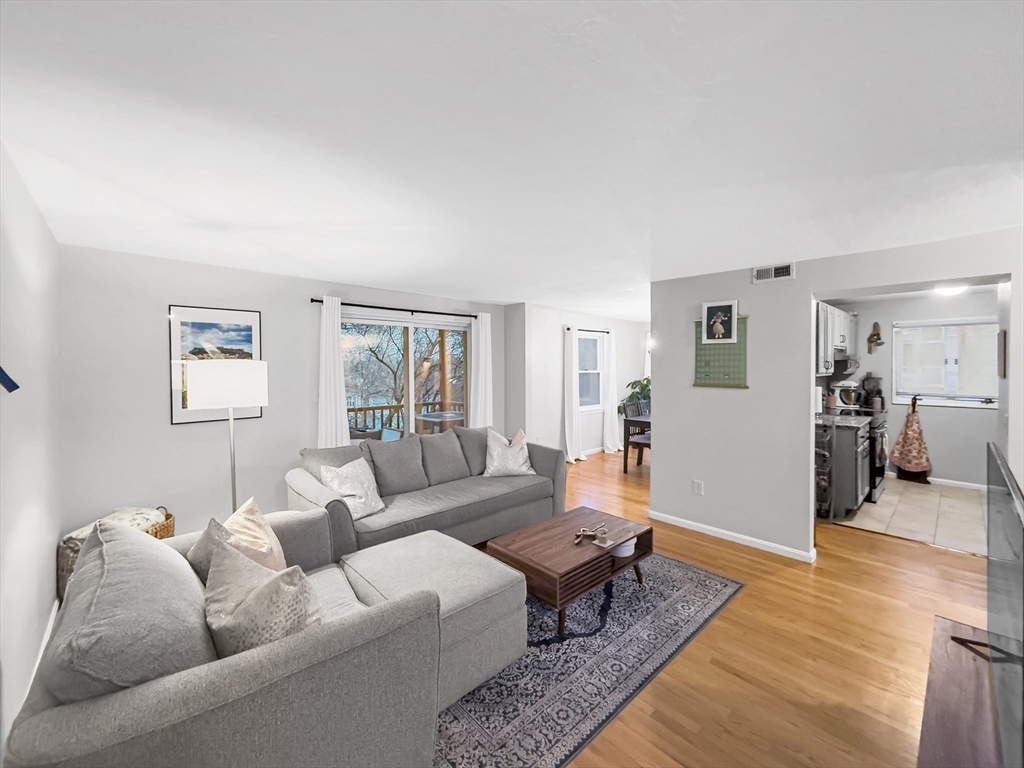 25 Rockland Street, Unit 7 Boston, MA 02119 - Photo 1 of 17