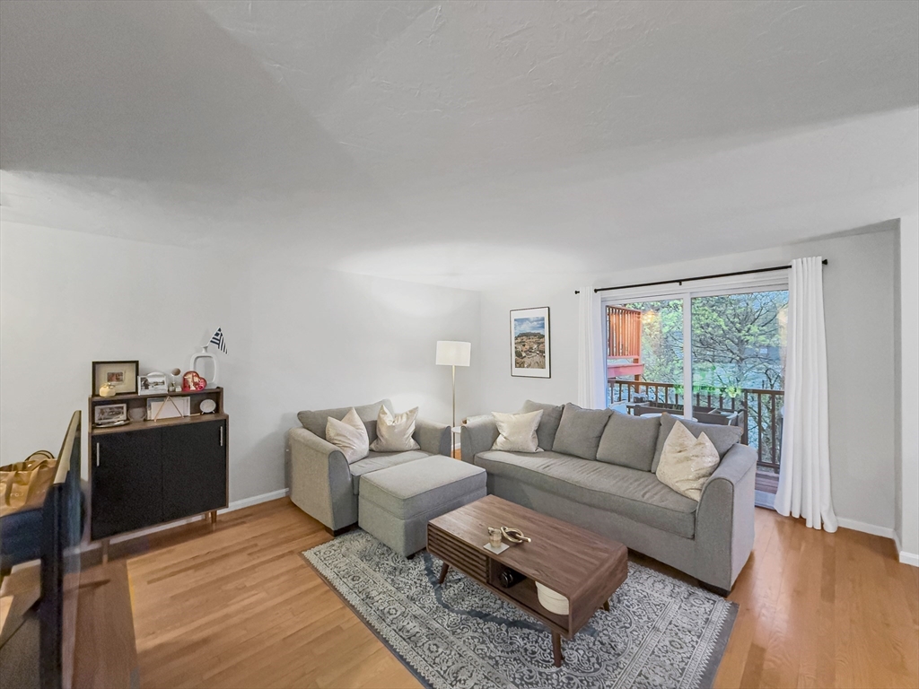 25 Rockland Street, Unit 7 Boston, MA 02119 - Photo 8 of 17