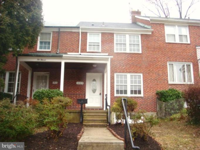 1009 St Dunstans Road Baltimore, MD 21212 - Photo 1 of 27 Exterior (Main)