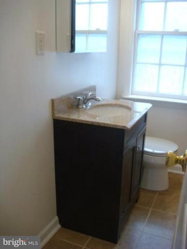 1009 St Dunstans Road Baltimore, MD 21212 - Photo 14 of 27 Bath #3