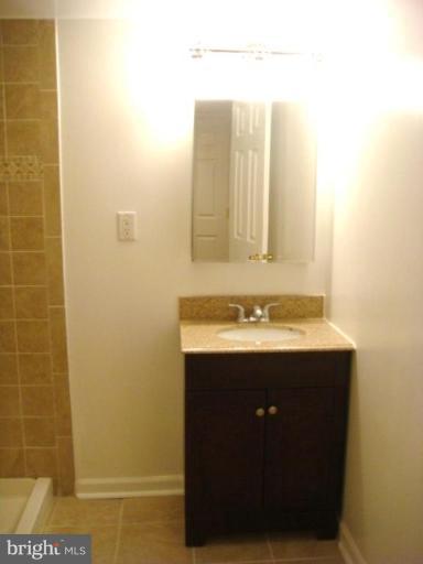1009 St Dunstans Road Baltimore, MD 21212 - Photo 10 of 27 Bath #1