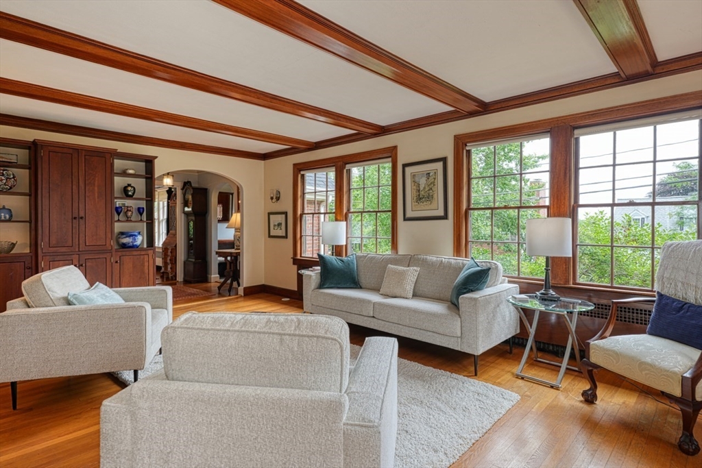 48 Elizabeth Road Belmont, MA 02478 - Photo 9 of 42 Gallery Image 9
