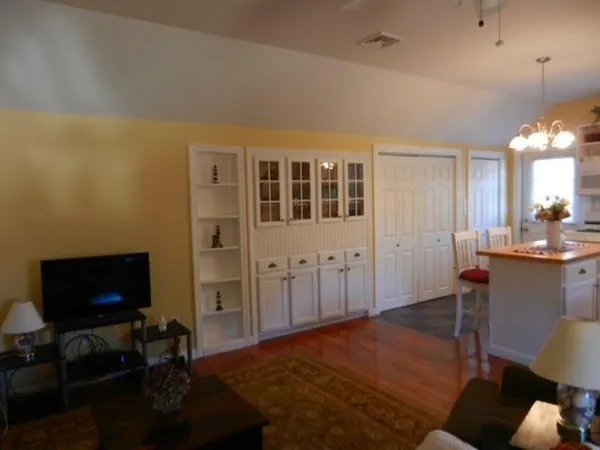 $2,150 | 301 West Yarmouth Road, West Yarmouth, MA 02673