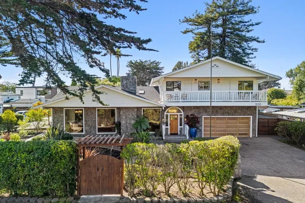 $2,549,000 | 320 Cliff Drive, Aptos, CA 95003