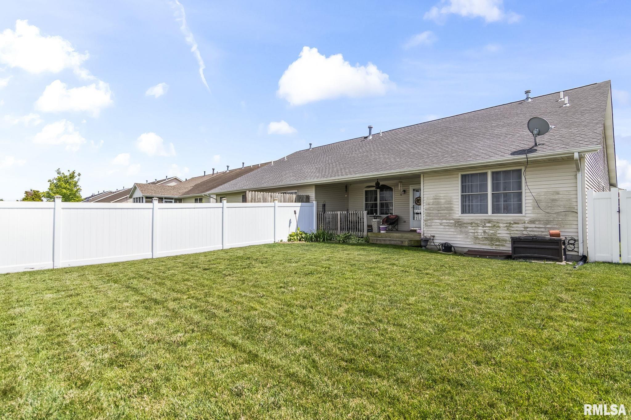 333 Butler Lane Chatham, IL 62629 - Photo 38 of 40