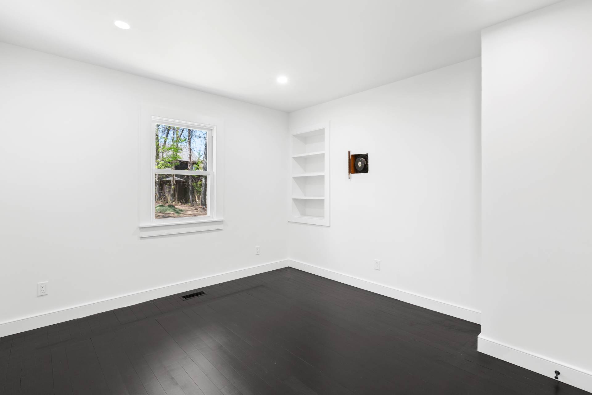 5 Valley Road Sag Harbor, NY 11963 - Photo 10 of 22