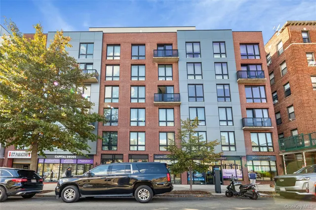 a car parked in front of a building
