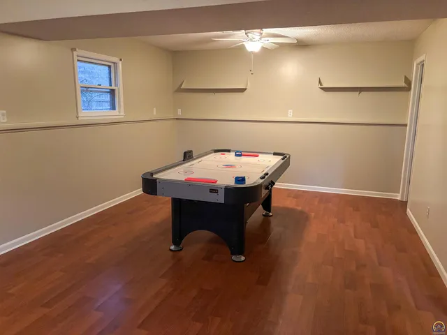 $237,000 | 3100 Southeast Eveningtide Way, Topeka, KS 66605