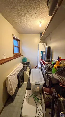 $237,000 | 3100 Southeast Eveningtide Way, Topeka, KS 66605