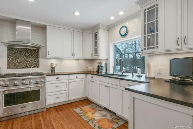 $1,050,000 | 62 Whitson Road, Briarcliff Manor, NY 10510