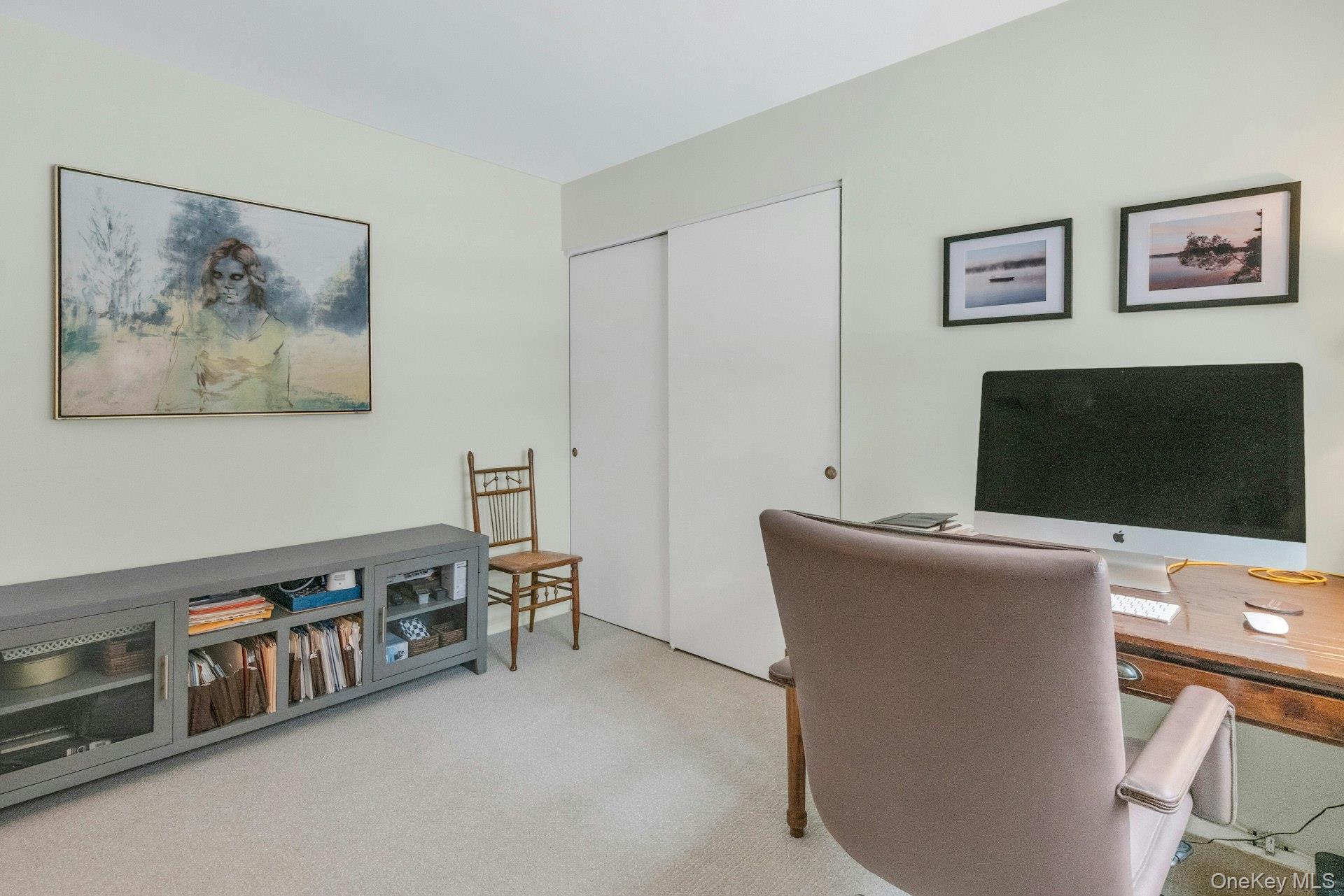 62 Whitson Road Briarcliff Manor, NY 10510 - Photo 25 of 46 Alternate view of Third Bedroom on the main level. Hardwood floors under the carpet.