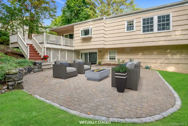 $1,050,000 | 62 Whitson Road, Briarcliff Manor, NY 10510