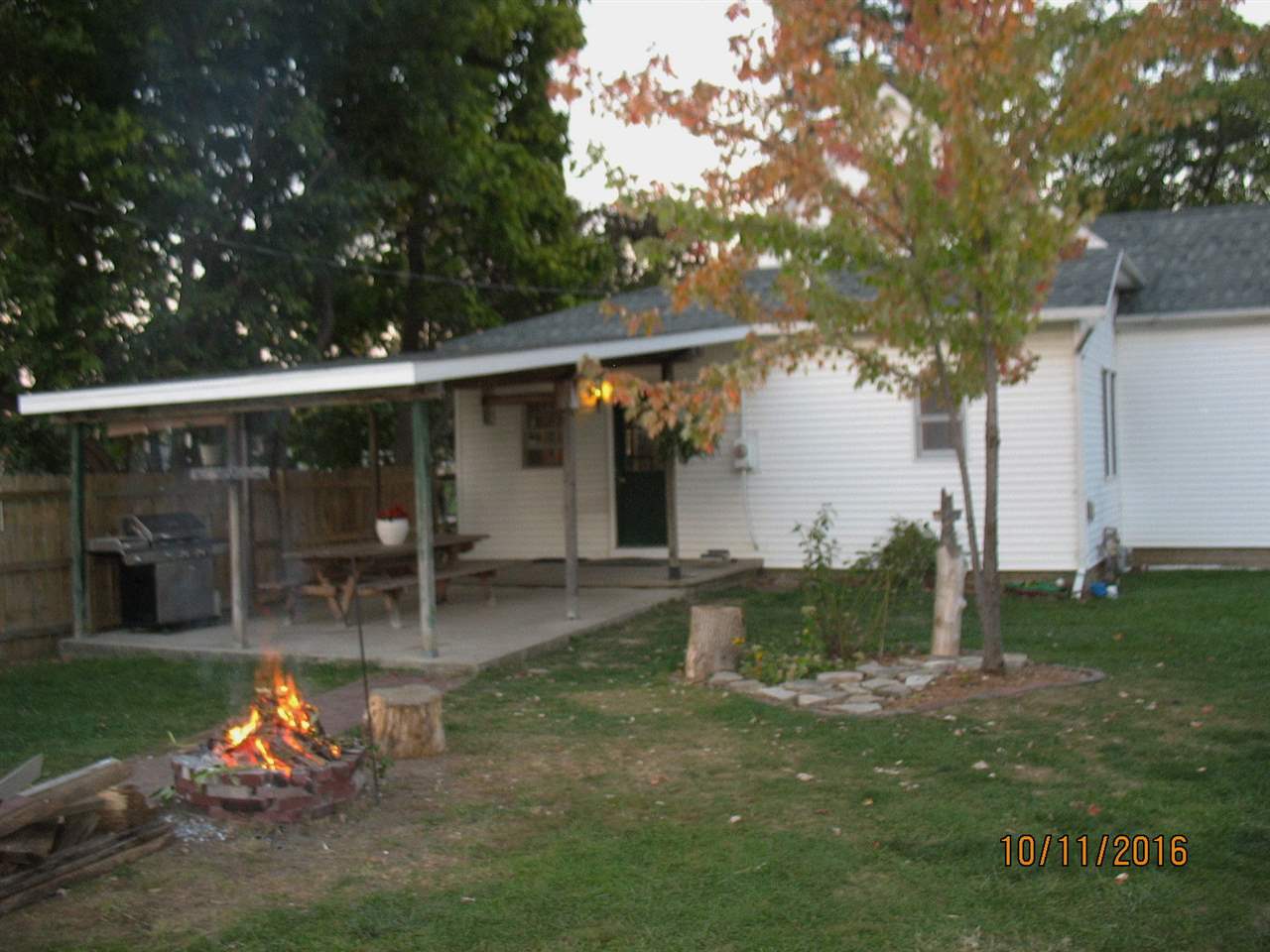 126 South 8th Street Decatur, IN 46733 - Photo 3 of 25