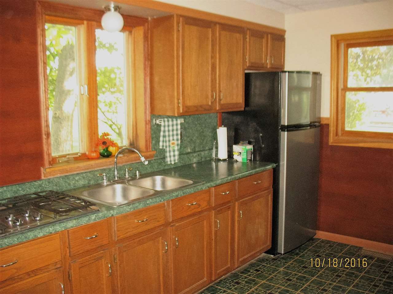 126 South 8th Street Decatur, IN 46733 - Photo 8 of 25