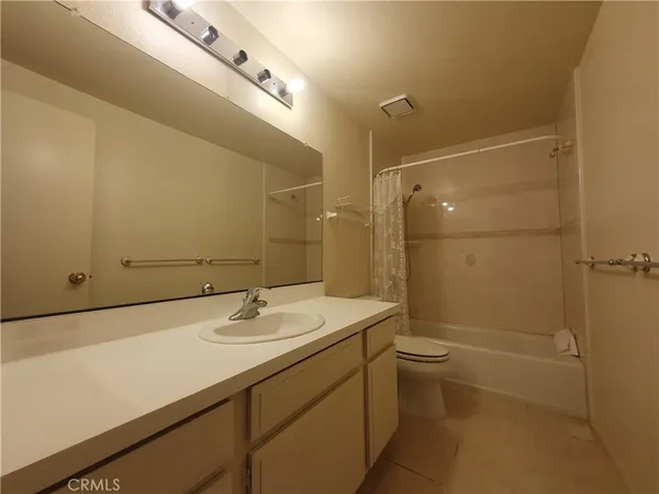 $745,000 | 711 South Del Mar Avenue, Unit G, San Gabriel, CA 91776