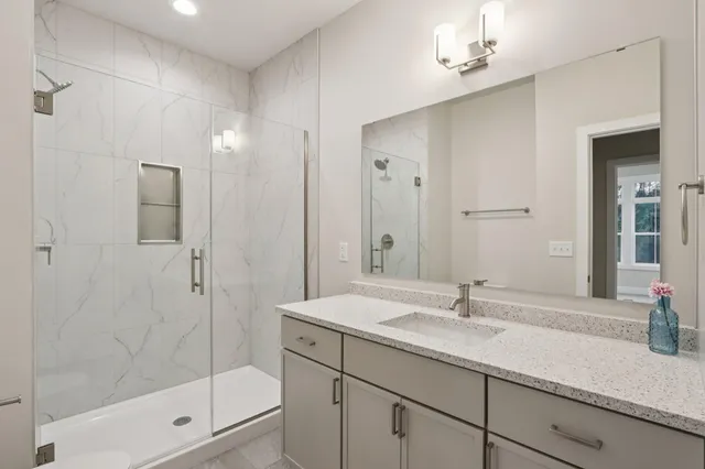 $399,900 | 405 Falcon Ridge Drive, Unit 14, Burlington, WI 53105