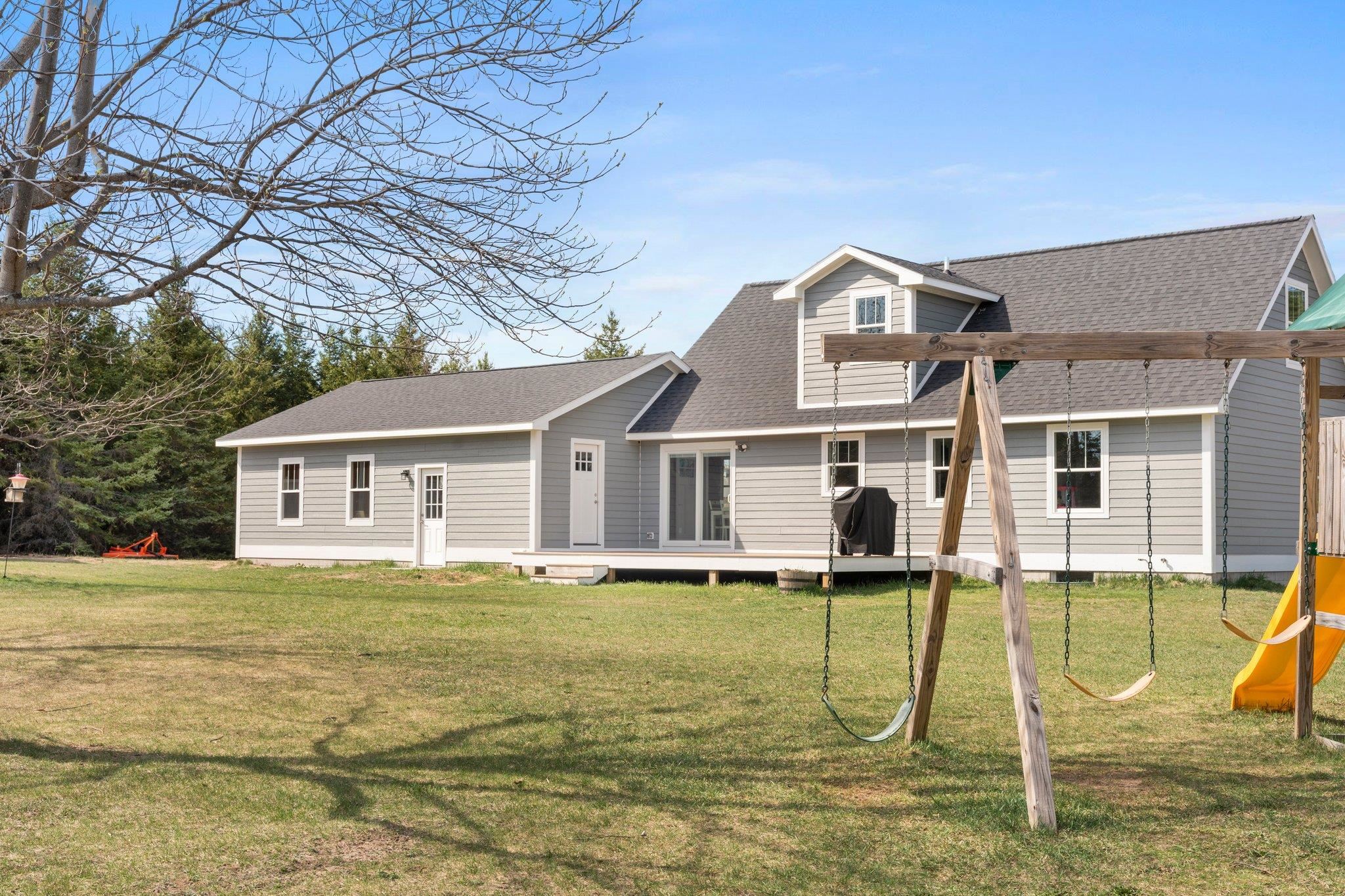 8690 East Erdt Road Suttons Bay, MI 49682 - Photo 41 of 63 1910042-40.JPG