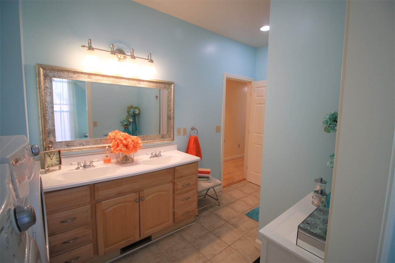 89 High Street, Unit 1 Exeter, NH 03833 - Photo 12 of 22 Gallery Image 12