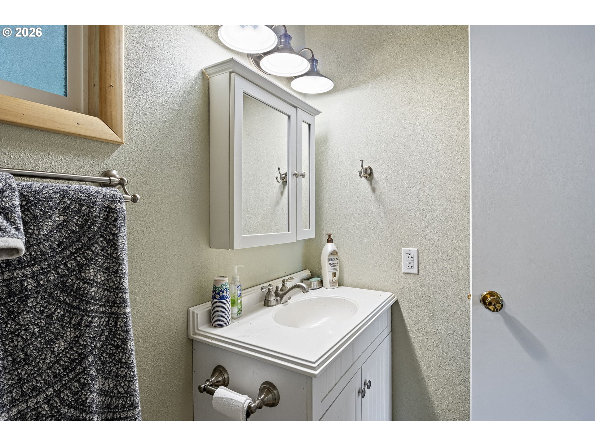284 Collins Road Westlake, OR 97493 - Photo 13 of 37