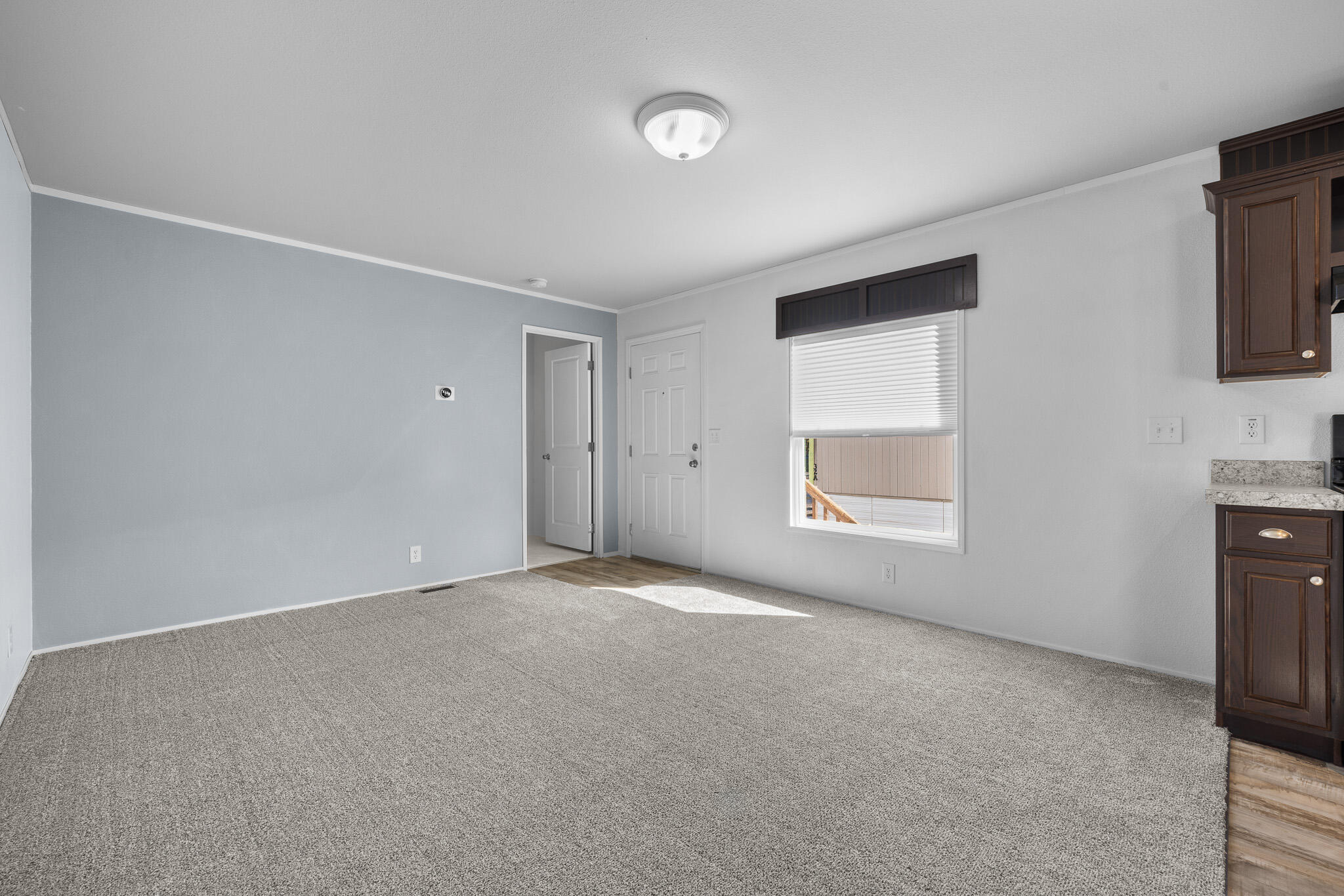 61292 Parrell Road, Unit 31 Bend, OR 97702 - Photo 5 of 11 _E0A8164