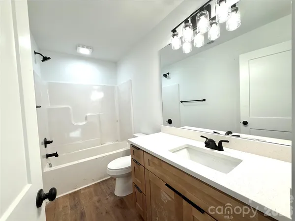 $389,900 | 2504 Lazy Oak Drive, Lancaster, SC 29720