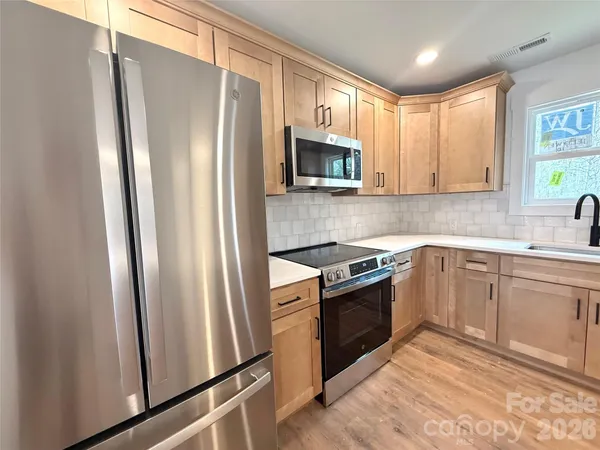 $389,900 | 2504 Lazy Oak Drive, Lancaster, SC 29720