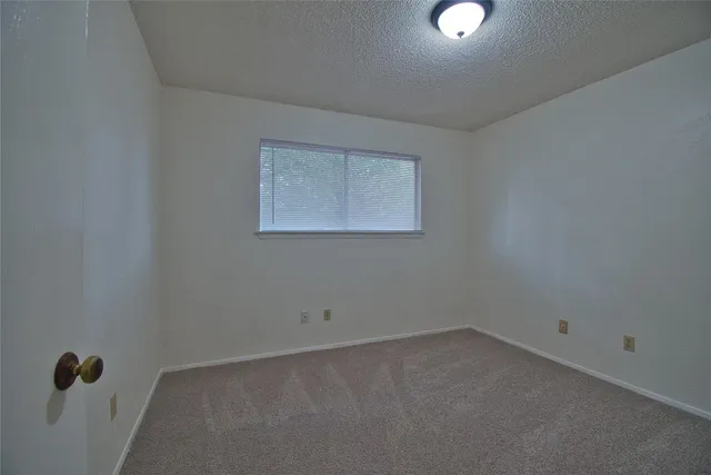 an empty room with a empty space