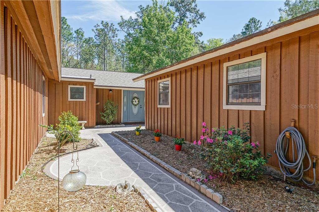 24431 McCaw Road Brooksville, FL 34601 - Photo 1 of 1 Gallery Image 1
