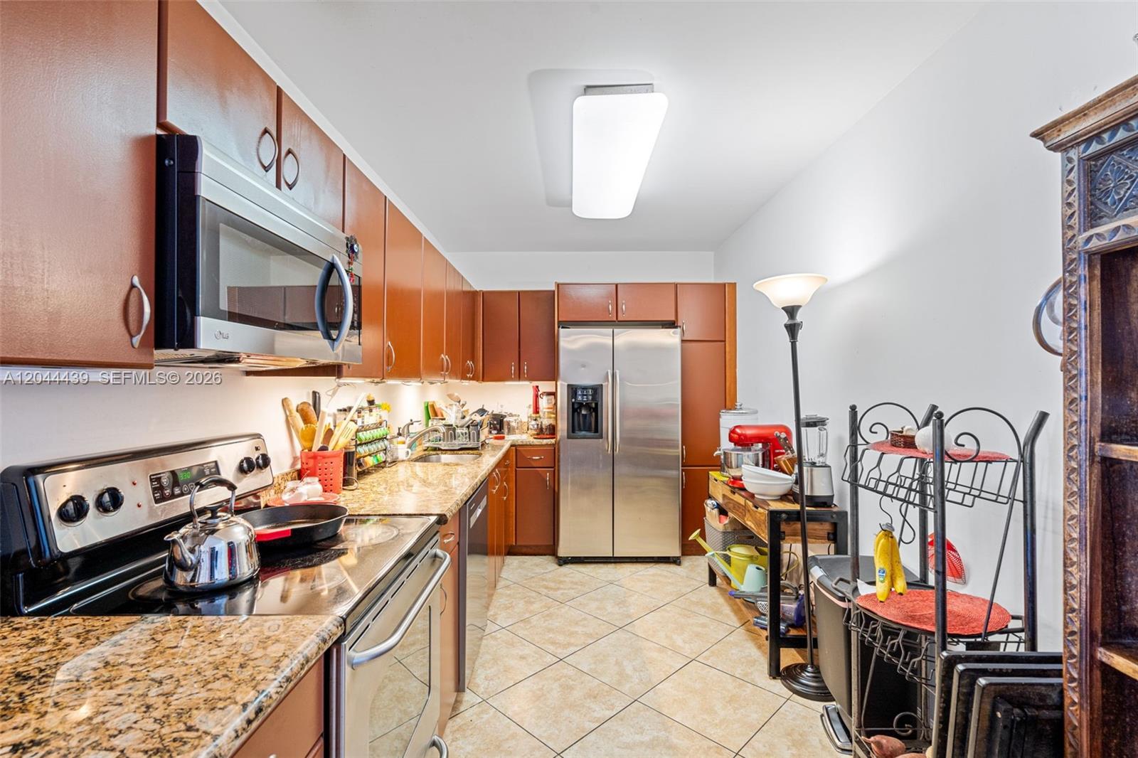 401 69th Street, Unit 1012 Miami Beach, FL 33141 - Photo 25 of 33