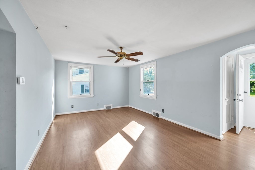 34 Ashley Road Holyoke, MA 01040 - Photo 15 of 32 Gallery Image 15