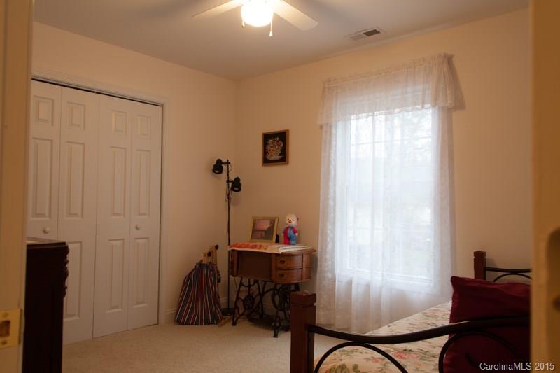 1611 Hunters Place Road York, SC 29745 - Photo 14 of 16 Gallery Image 14