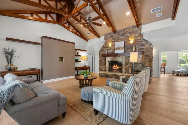 $2,238,000 | 7106 Northwest 18th Avenue, Gainesville, FL 32605