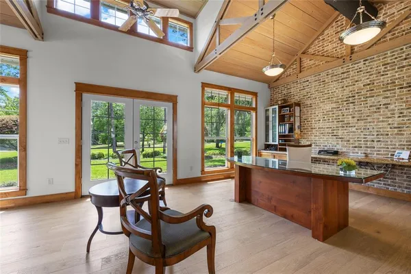 $2,238,000 | 7106 Northwest 18th Avenue, Gainesville, FL 32605