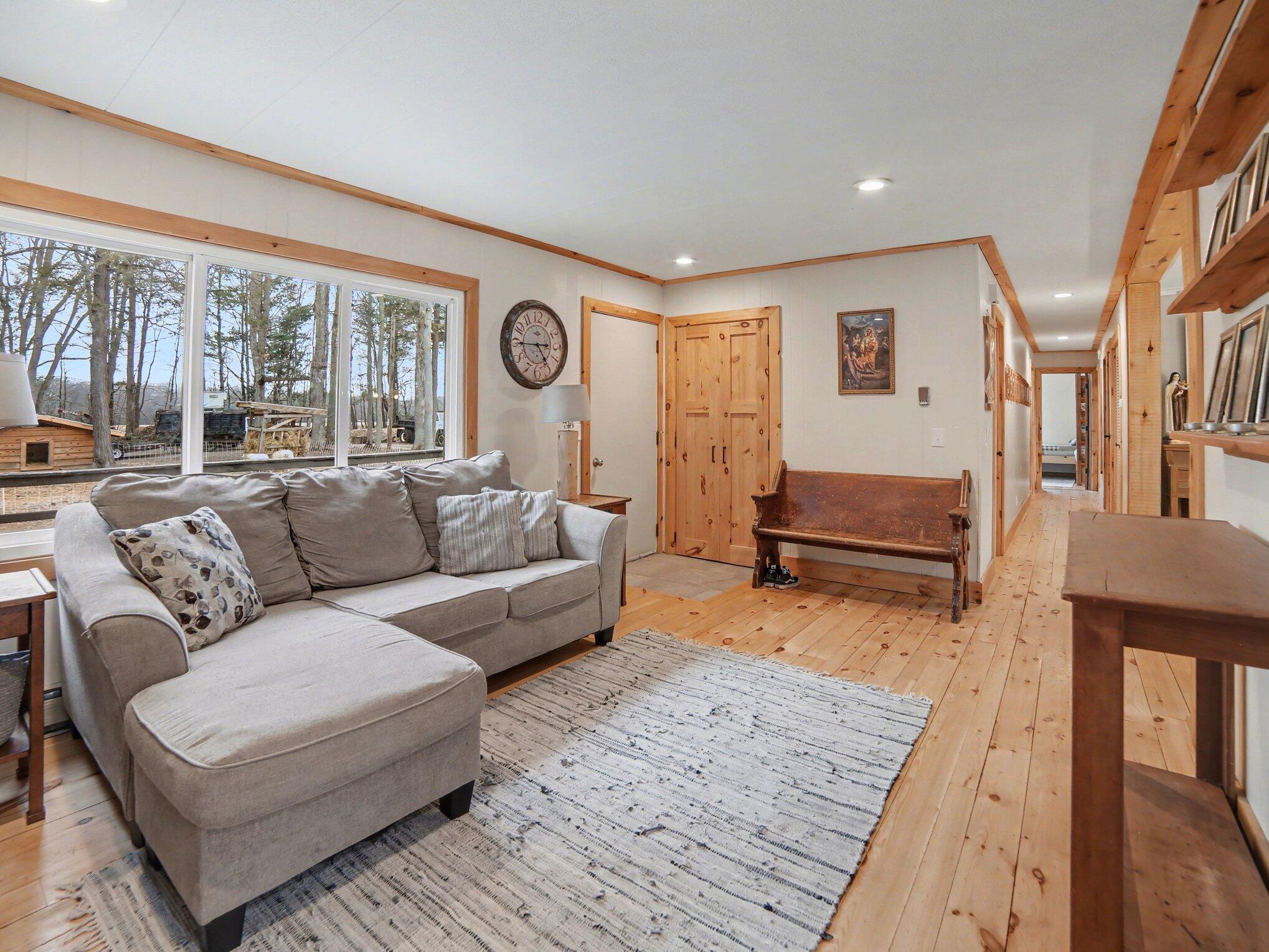 8590 West Thomas Road Shelby, MI 49455 - Photo 2 of 26 008_file_3372