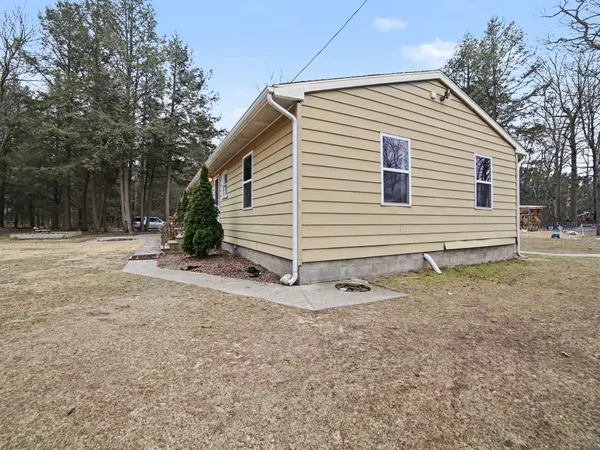 $109,000 | 8590 West Thomas Road, Shelby, MI 49455