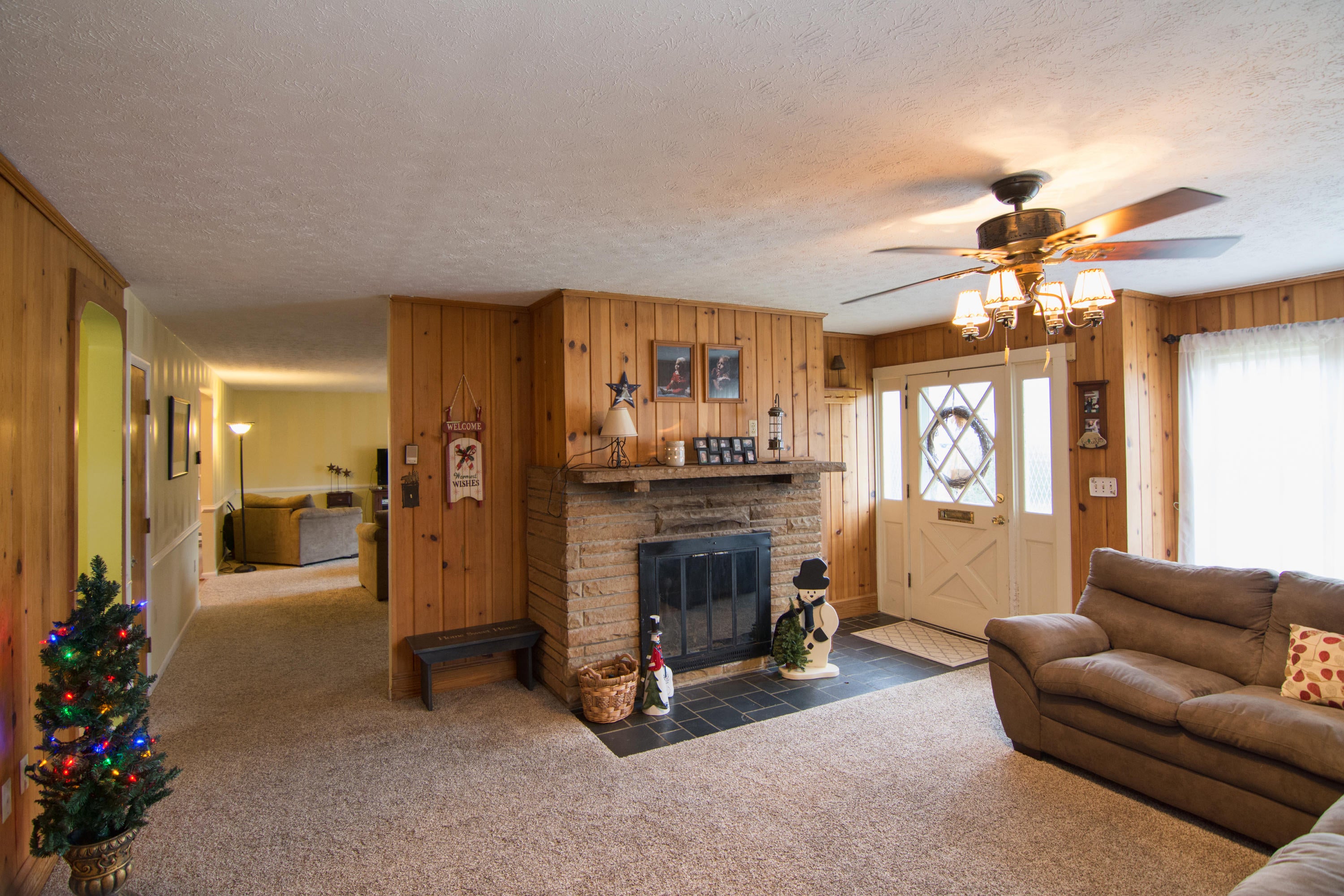 547 Rowan Road White Sulphur Springs, WV 24986 - Photo 7 of 58 Gallery Image 7
