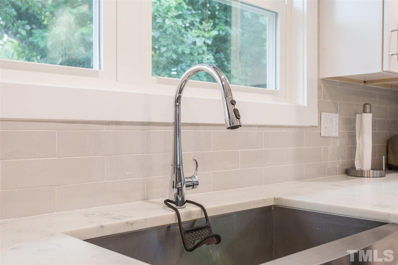 1006 East Martin Street Raleigh, NC 27601 - Photo 7 of 29