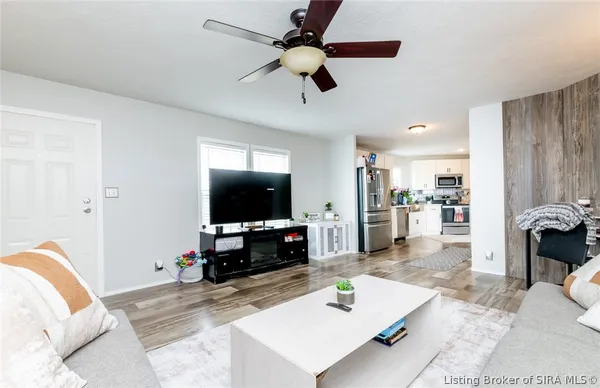 $194,900 | 4690 Tunnel Mill Road, Charlestown, IN 47111