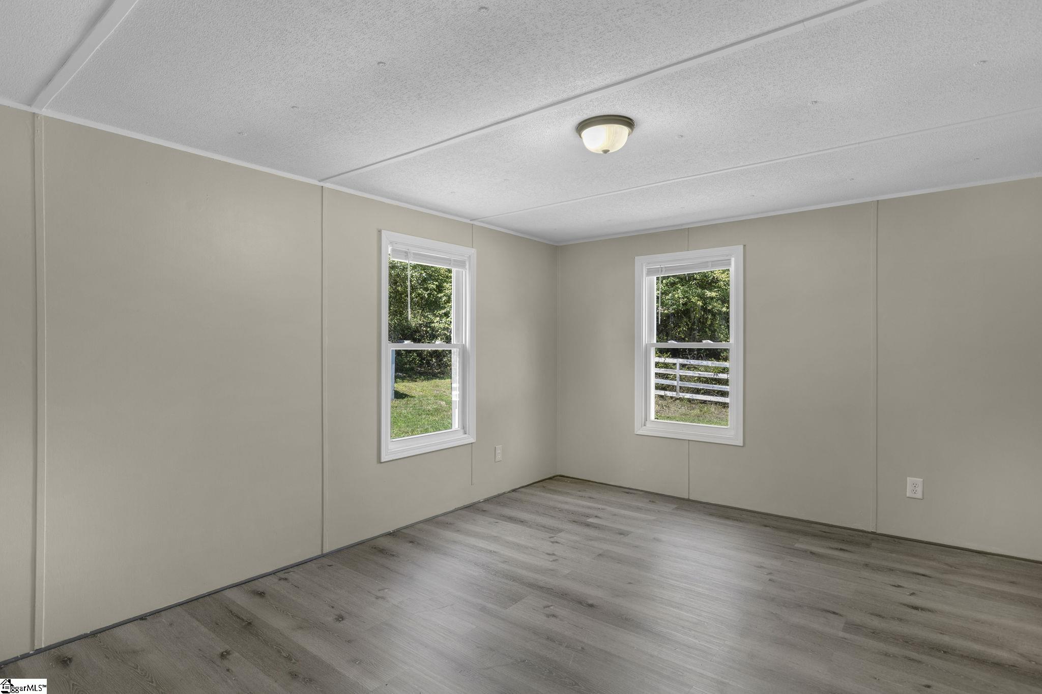 352 Riggins Road Pickens, SC 29671 - Photo 17 of 36