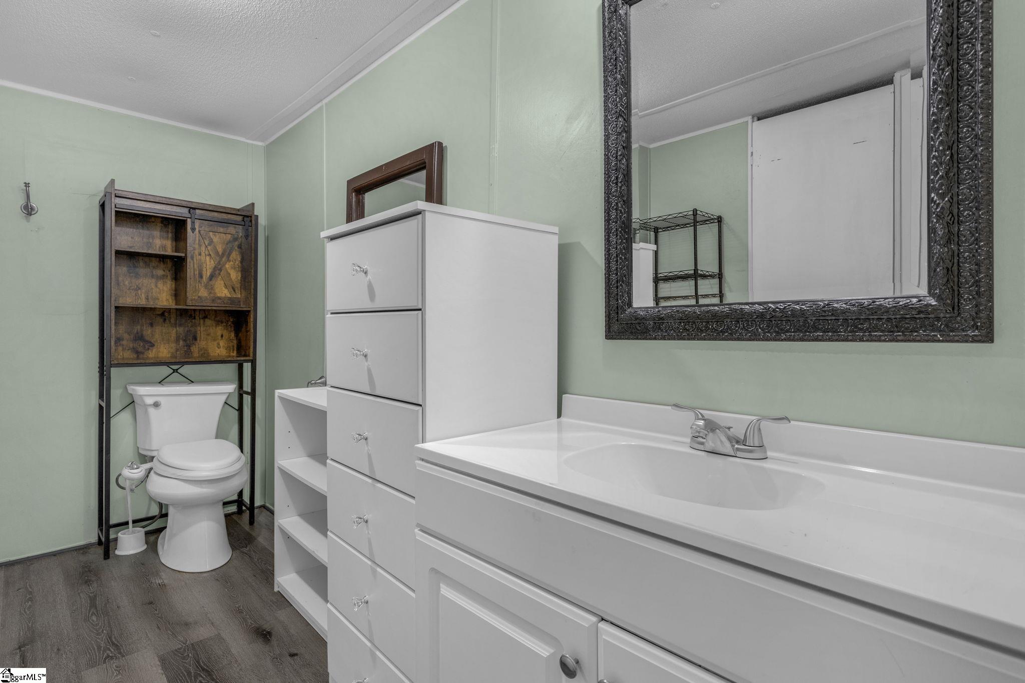 352 Riggins Road Pickens, SC 29671 - Photo 19 of 36