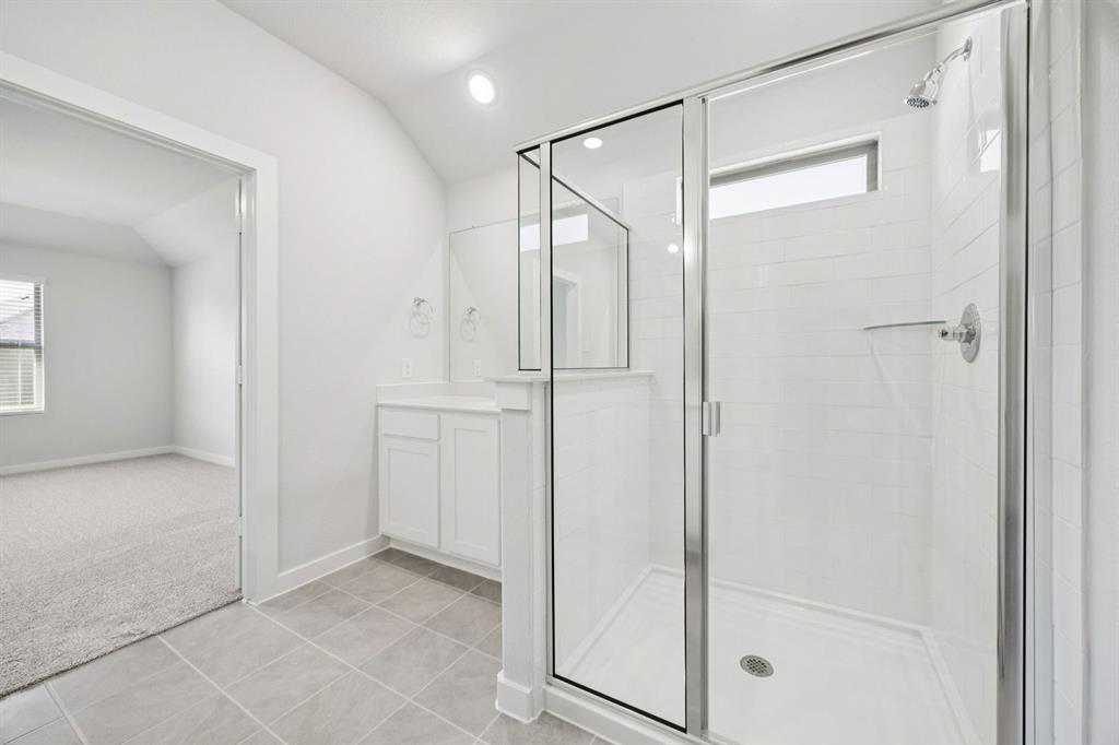 6628 Dusty Rdg Road Fort Worth, TX 76123 - Photo 18 of 27 Primary Bathroom in the Heisman home plan by Trophy Signature Homes – REPRESENTATIVE PHOTO