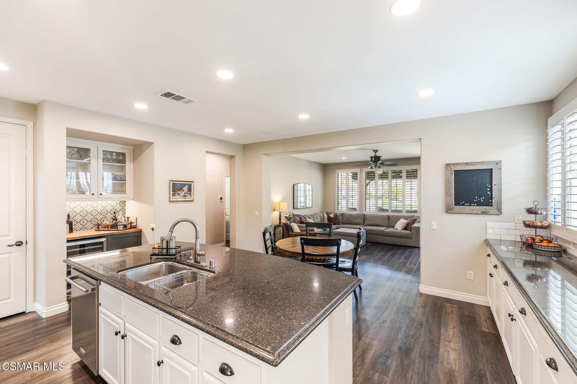 14819 Blue Ridge Court Moorpark, CA 93021 - Photo 11 of 49 14919 Blue Ridge Ct-VinceDingmanMedia-13