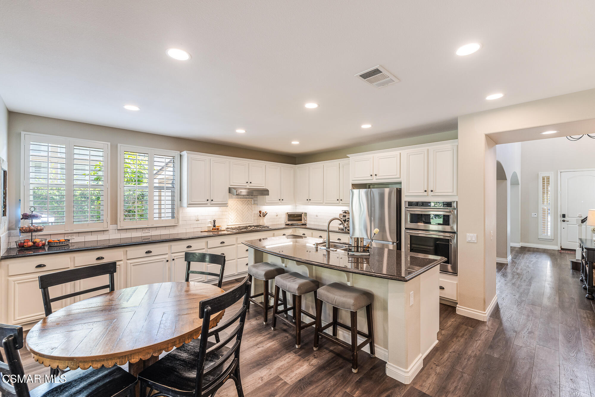 14819 Blue Ridge Court Moorpark, CA 93021 - Photo 13 of 49 14919 Blue Ridge Ct-VinceDingmanMedia-15
