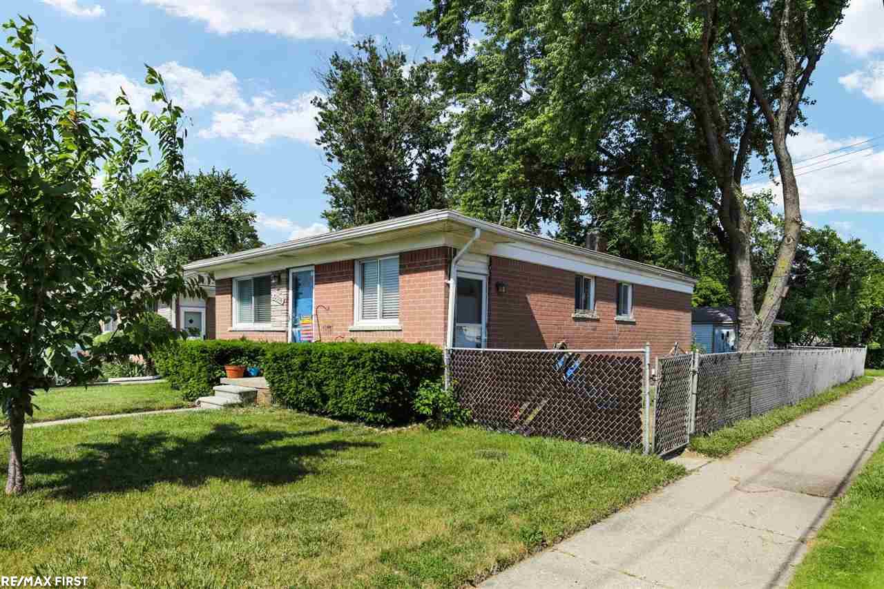 32316 Ruehle Avenue Warren, MI 48093 - Photo 21 of 24 50045026-20.JPG