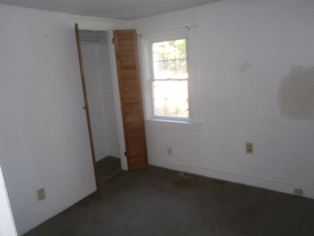 22 Brookshire Road Hyannis, MA 02601 - Photo 6 of 10 an empty room with a window